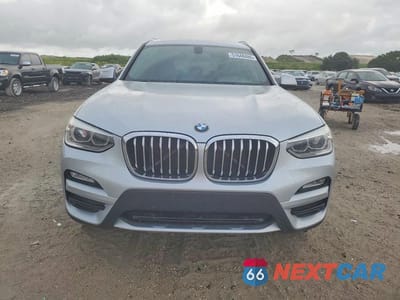 Piąte zdjęcie samochodu w środku: 2018 BMW X3 XDRIVE30I VIN:5UXTR9C56JLC73007 - miniatura