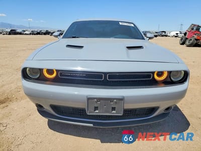 Piąte zdjęcie samochodu w środku: 2021 DODGE CHALLENGER SXT VIN:2C3CDZAG4MH576763 - miniatura