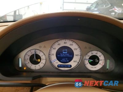 Zdjęcie 9 z 12 samochodu: 2007 MERCEDES-BENZ E 350 4MATIC VIN:WDBUF87X37X215146 - miniatura