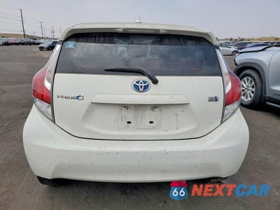 Zdjęcie 6 z 12 samochodu: 2015 TOYOTA PRIUS C TWO VIN:JTDKDTB35F1583173 - miniatura