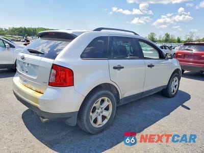 Trzecie zdjęcie samochodu z tyłu: 2013 FORD EDGE SE VIN:2FMDK4GC1DBA85899 - miniatura