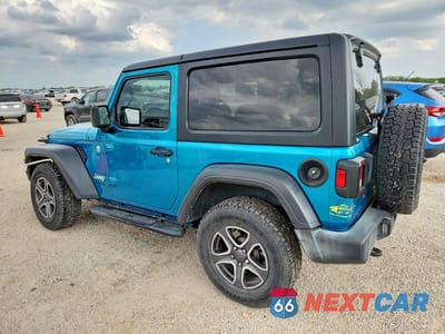 Drugie zdjęcie samochodu z przodu: 2020 JEEP WRANGLER SPORT VIN:1C4GJXAG7LW219281 - miniatura