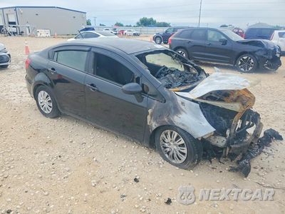 Czwarte zdjęcie samochodu z boku: 2017 KIA RIO LX VIN:KNADM4A36H6026632 - miniatura