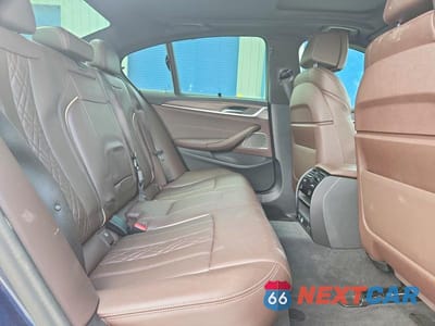 Zdjęcie 10 z 13 samochodu: 2022 BMW 540 XI VIN:WBA73BJ03NWX46136 - miniatura