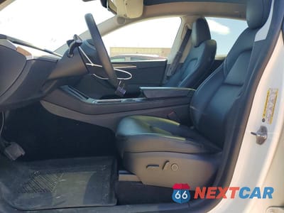 Zdjęcie 7 z 12 samochodu: 2022 TESLA MODEL Y VIN:7SAYGDEE6NA016593 - miniatura