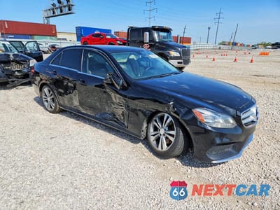 Czwarte zdjęcie samochodu z boku: 2014 MERCEDES-BENZ E 350 VIN:WDDHF5KBXEB052251 - miniatura