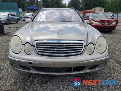 Piąte zdjęcie samochodu w środku: 2005 MERCEDES-BENZ E 320 4MATIC VIN:WDBUH82J75X170772 - miniatura
