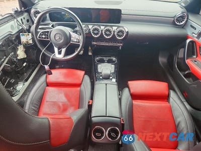 Zdjęcie 8 z 13 samochodu: 2022 MERCEDES-BENZ CLA 250 4MATIC VIN:W1K5J4HB0NN253044 - miniatura