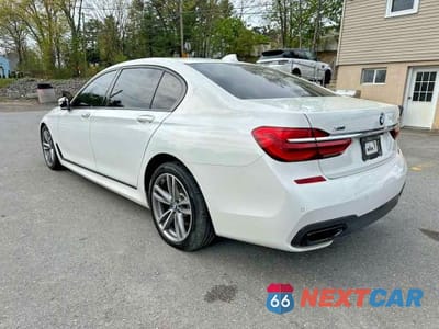 Drugie zdjęcie samochodu z przodu: 2019 BMW 750 XI VIN:WBA7F2C52KB240316 - miniatura