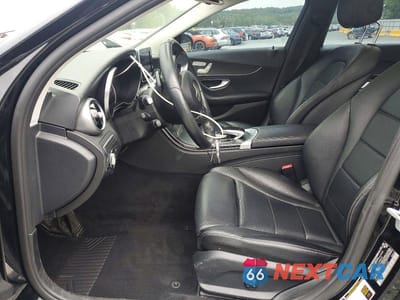Zdjęcie 7 z 13 samochodu: 2016 MERCEDES-BENZ C 300 VIN:55SWF4JB1GU151259 - miniatura