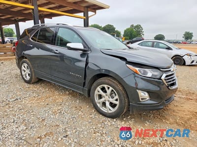 Czwarte zdjęcie samochodu z boku: 2021 CHEVROLET EQUINOX PREMIER VIN:2GNAXNEV1M6145716 - miniatura