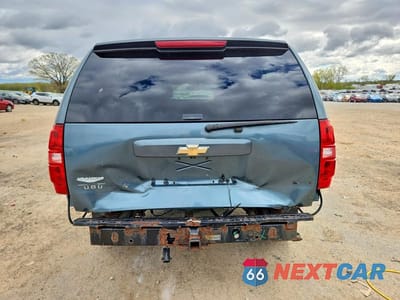 Zdjęcie 6 z 13 samochodu: 2009 CHEVROLET SUBURBAN K1500 LT VIN:1GNFK26359R246348 - miniatura