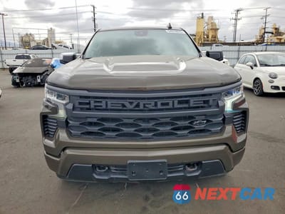 Piąte zdjęcie samochodu w środku: 2023 CHEVROLET SILVERADO K1500 LT VIN:1GCPDDEK6PZ233066 - miniatura