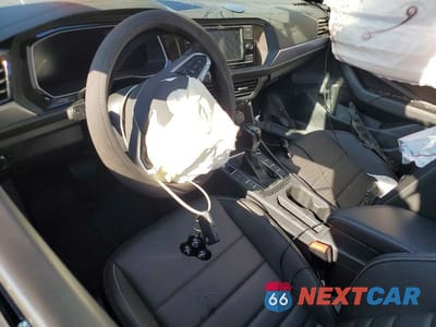 Zdjęcie 8 z 12 samochodu: 2024 VOLKSWAGEN JETTA SE VIN:3VW7M7BU3RM059952 - miniatura