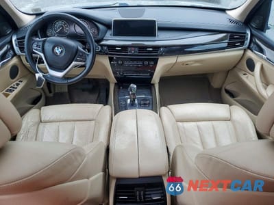 Zdjęcie 8 z 14 samochodu: 2015 BMW X5 XDRIVE50I VIN:5UXKR6C50F0J74425 - miniatura