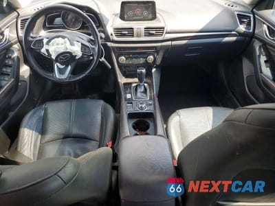 Zdjęcie 8 z 12 samochodu: 2018 MAZDA 3 GRAND TOURING VIN:3MZBN1M36JM270852 - miniatura