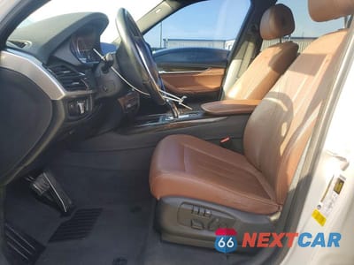 Zdjęcie 7 z 13 samochodu: 2017 BMW X5 SDRIVE35I VIN:5UXKR2C31H0X04489 - miniatura