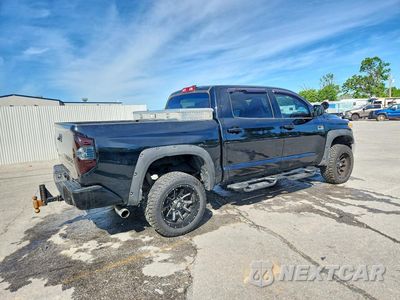 Trzecie zdjęcie samochodu z tyłu: 2017 TOYOTA TUNDRA 1794 EDITION VIN:5TFAW5F1XHX611267 - miniatura