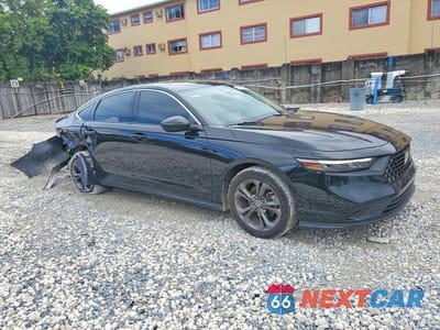 Czwarte zdjęcie samochodu z boku: 2023 HONDA ACCORD EX VIN:1HGCY1F3XPA028763 - miniatura