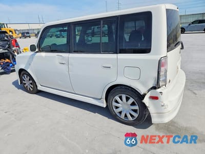 Drugie zdjęcie samochodu z przodu: 2005 TOYOTA SCION XB VIN:JTLKT324654003393 - miniatura