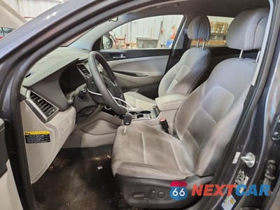 Zdjęcie 7 z 13 samochodu: 2017 HYUNDAI TUCSON SE VIN:KM8J3CA41HU482931 - miniatura