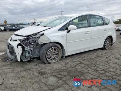 2015 TOYOTA PRIUS V THREE JTDZN3EU0FJ026302 - główne zdjęcie licytacji z USA - miniatura