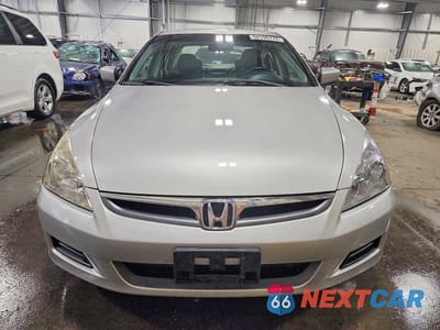 Piąte zdjęcie samochodu w środku: 2006 HONDA ACCORD EX VIN:1HGCM66586A060460 - miniatura
