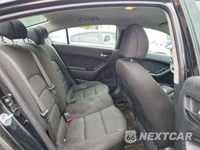 Zdjęcie 10 z 12 samochodu: 2016 KIA FORTE LX VIN:KNAFK4A61G5598141 - miniatura