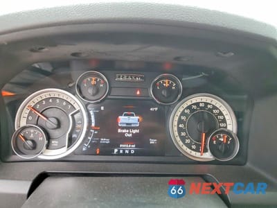 Zdjęcie 9 z 12 samochodu: 2013 RAM 1500 SLT VIN:1C6RR7LT0DS719326 - miniatura