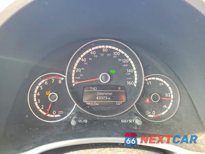 Zdjęcie 9 z 12 samochodu: 2013 VOLKSWAGEN BEETLE VIN:3VW5X7ATXDM820458 - miniatura