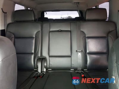 Zdjęcie 10 z 13 samochodu: 2018 CHEVROLET SUBURBAN K1500 LT VIN:1GNSKHKC8JR208821 - miniatura