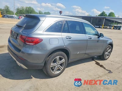Trzecie zdjęcie samochodu z tyłu: 2022 MERCEDES-BENZ GLC 300 4MATIC VIN:W1N0G8EB0NV379072 - miniatura