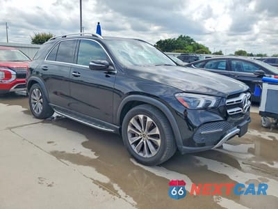 Czwarte zdjęcie samochodu z boku: 2021 MERCEDES-BENZ GLE 350 VIN:4JGFB4JB1MA507738 - miniatura