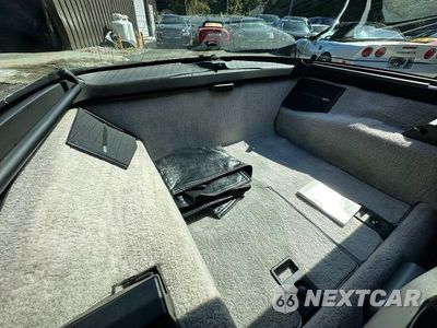 Zdjęcie 6 z 10 samochodu: 1984 CHEVROLET CORVETTE VIN:1G1AY0780E5147284 - miniatura
