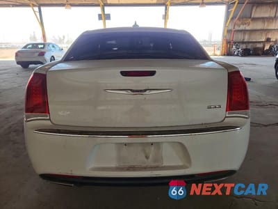 Zdjęcie 6 z 12 samochodu: 2019 CHRYSLER 300 LIMITED VIN:2C3CCAEG4KH609594 - miniatura