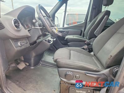Zdjęcie 7 z 13 samochodu: 2023 MERCEDES BENZ SPRINTER CARGO VIN:W1W4KBHY4PT129275 - miniatura