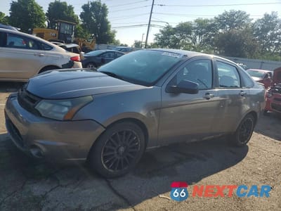 2010 FORD FOCUS SES 1FAHP3GN9AW190760 - główne zdjęcie licytacji z USA - miniatura