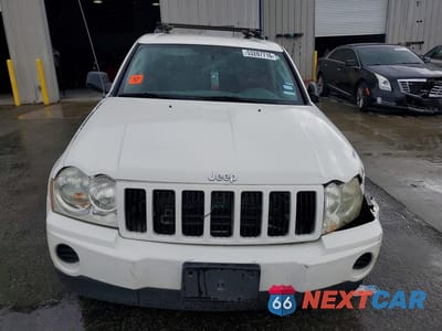 Piąte zdjęcie samochodu w środku: 2007 JEEP GRAND CHEROKEE LAREDO VIN:1J8GR48K57C532007 - miniatura