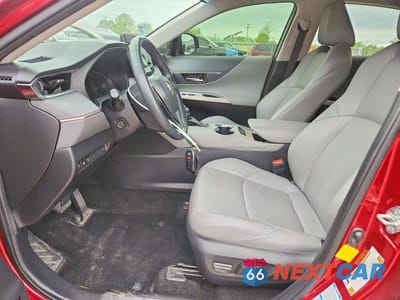 Zdjęcie 7 z 13 samochodu: 2022 TOYOTA VENZA XLE VIN:JTEAAAAHXNJ116038 - miniatura