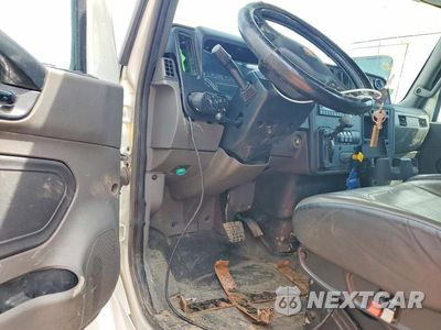 Zdjęcie 8 z 13 samochodu: 2023 INTERNATIONAL MV607 VIN:3HAEUMML3PL512480 - miniatura