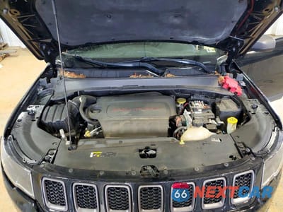 Zdjęcie 12 z 13 samochodu: 2021 JEEP COMPASS 80TH EDITION VIN:3C4NJDEB2MT596158 - miniatura
