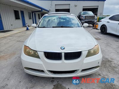 Piąte zdjęcie samochodu w środku: 2008 BMW 328 I VIN:WBAVA37568NL46233 - miniatura