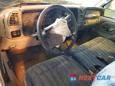 Zdjęcie 8 z 12 samochodu: 1997 CHEVROLET GMT-400 C1500 VIN:2GCEC19R4V1216224 - miniatura