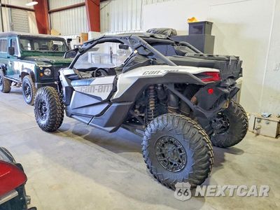 Trzecie zdjęcie samochodu z tyłu: 2023 CAN-AM MAVERICK X3 UTILITY VEHICLE VIN:3JBVGAY43PE004434 - miniatura