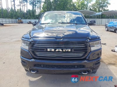 Piąte zdjęcie samochodu w środku: 2024 RAM 1500 LARAMIE VIN:1C6SRFJT6RN116188 - miniatura