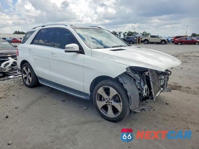 Czwarte zdjęcie samochodu z boku: 2018 MERCEDES-BENZ GLE 350 VIN:4JGDA5JBXJB192265 - miniatura