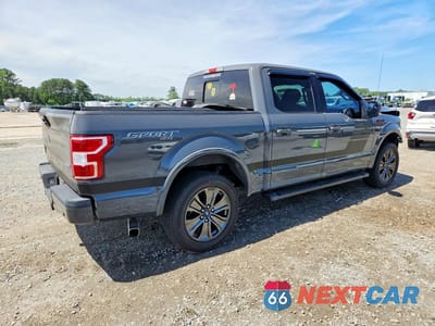 Trzecie zdjęcie samochodu z tyłu: 2018 FORD F150 SUPERCREW VIN:1FTEW1EG4JFA26017 - miniatura