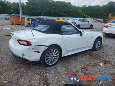 Trzecie zdjęcie samochodu z tyłu: 2017 FIAT 124 SPIDER CLASSICA VIN:JC1NFAEKXH0107098 - miniatura
