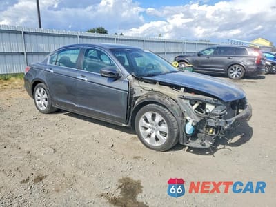 Czwarte zdjęcie samochodu z boku: 2010 HONDA ACCORD EXL VIN:1HGCP3F87AA025093 - miniatura