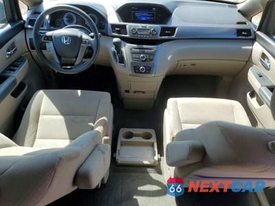 Zdjęcie 8 z 13 samochodu: 2017 HONDA ODYSSEY LX VIN:5FNRL5H20HB017086 - miniatura